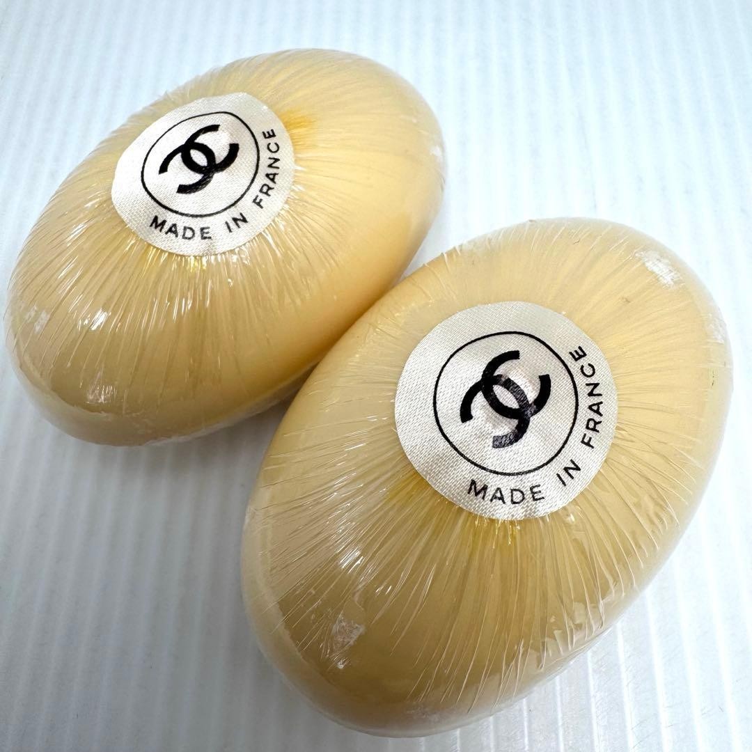 Unused CHANEL No. 19 Savon Soap100g & Perfume Set (Soap) 4.5ml from Japan