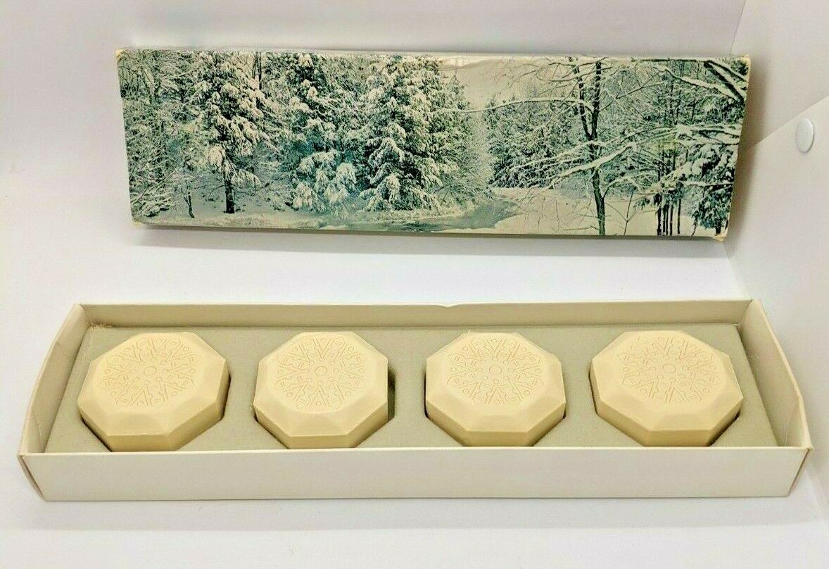 Vintage Amway Gift Guest Soaps Winter Dreams 4 Bars 2.75 oz each