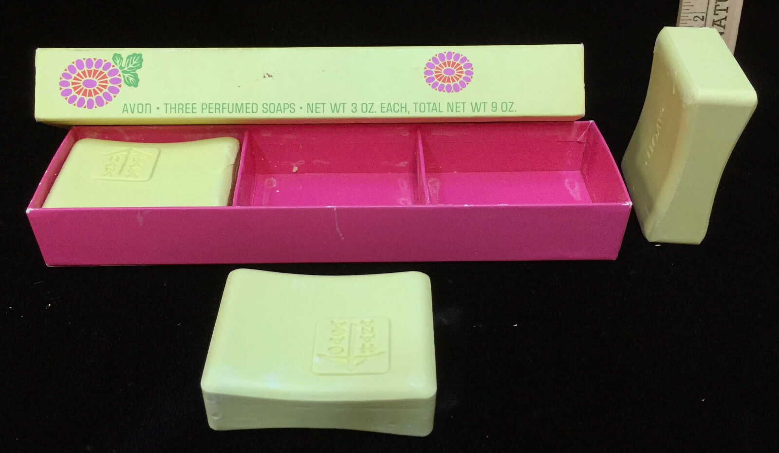 Avon Soap Bars Perfumed Hana Gasa Asian Logo on 3 Bars Yellow Vintage Original