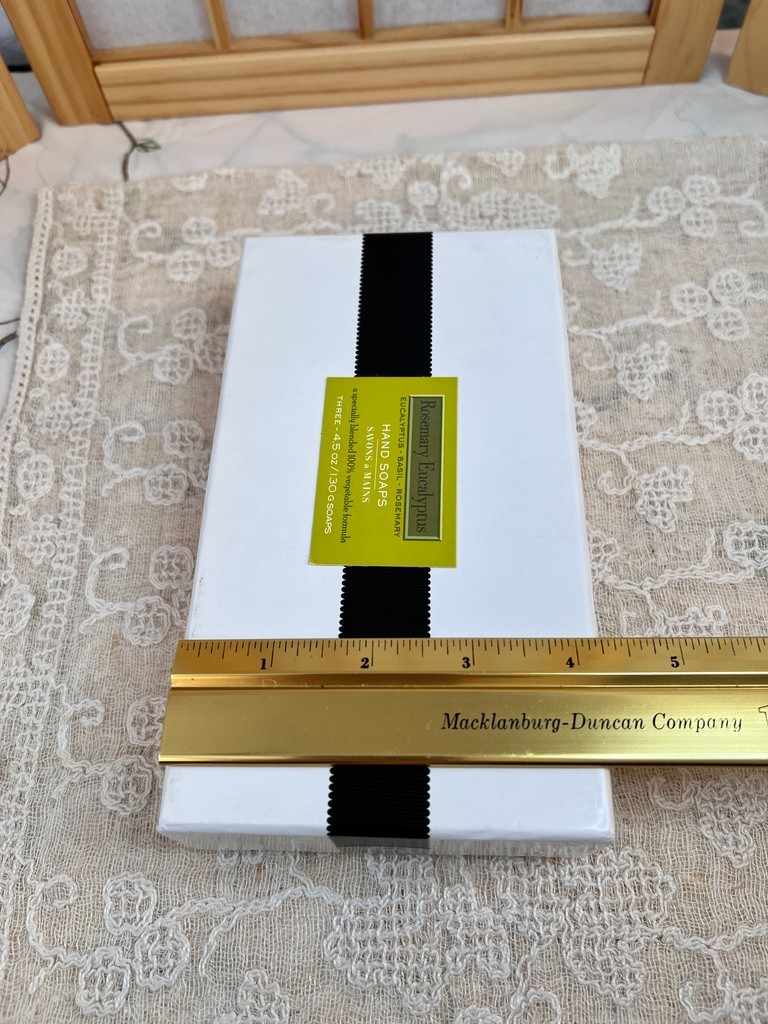 Rosemary Eucalyptus Soap 100% Vegetable Formula LAFCO 4.5 ounce 3 Bars