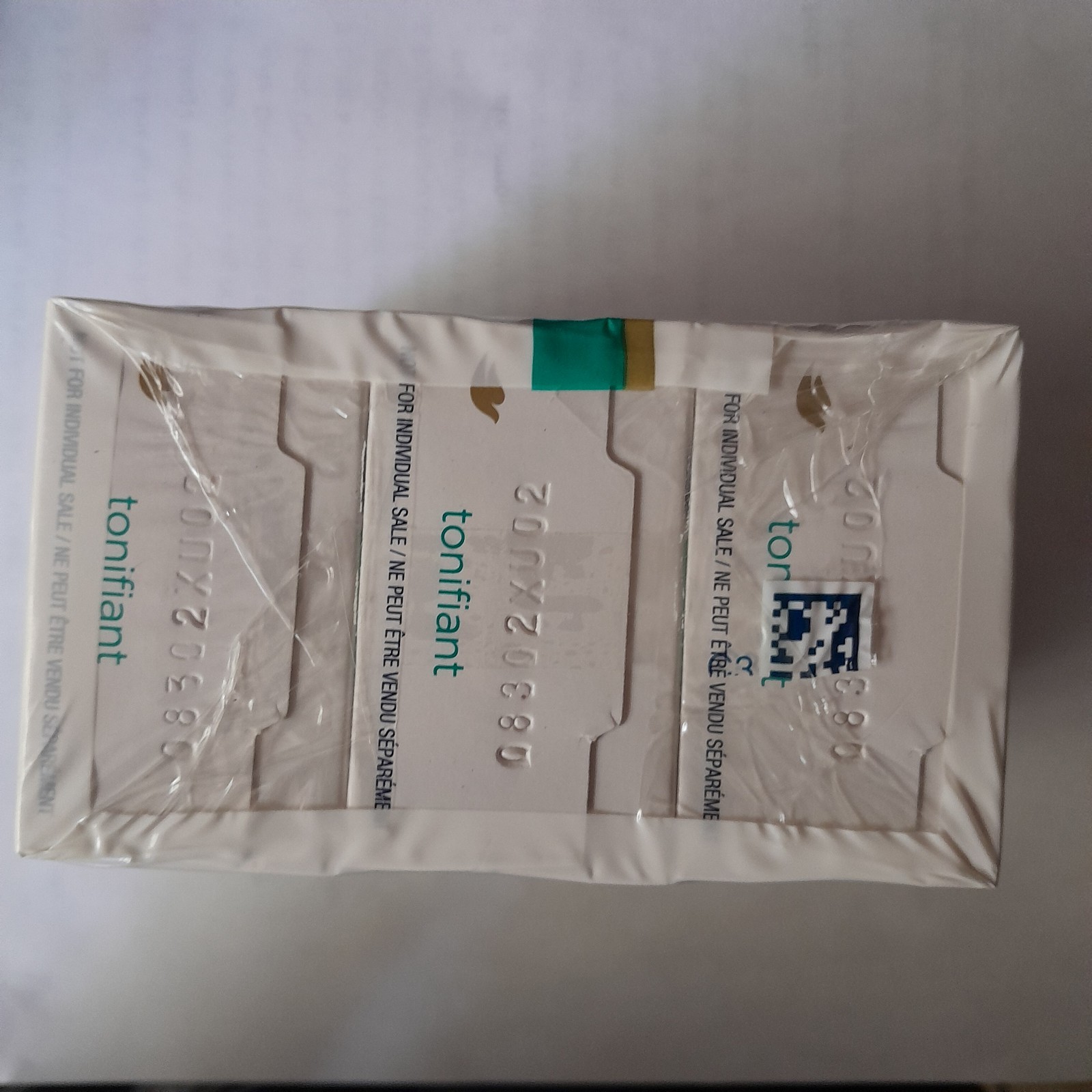 Dove Awakening Pear & Aloe Scent Moisturizing Cream 3 Bars