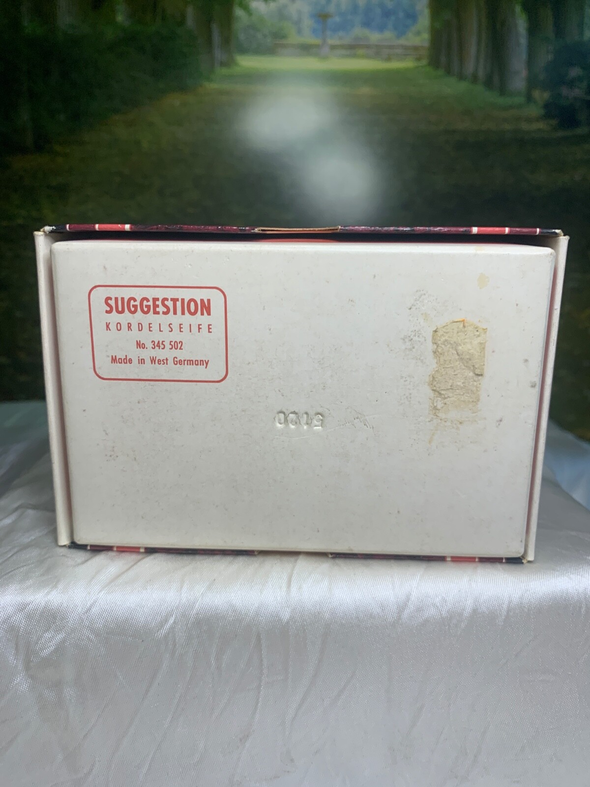Suggestion 200g Shower Bath Soap (new with box)
