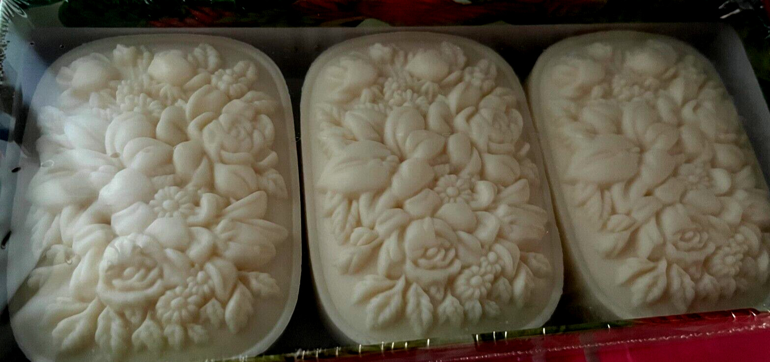 SAPONIFICIO ARTIGIANALE LUXURY HANDMADE SOAP APPLE&CINNAMON BOX WITH 3,SOAP 4.40