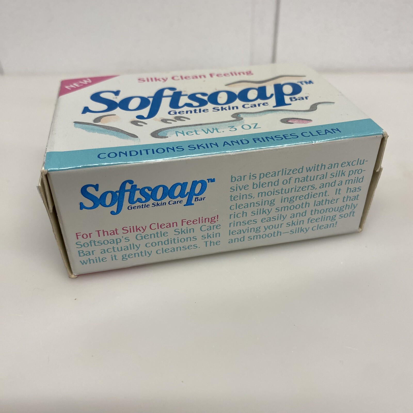 Vtg 1990s Soft Soap Gentle Skin Care Bar Silky Clean Feeling 3 oz NOS Retro