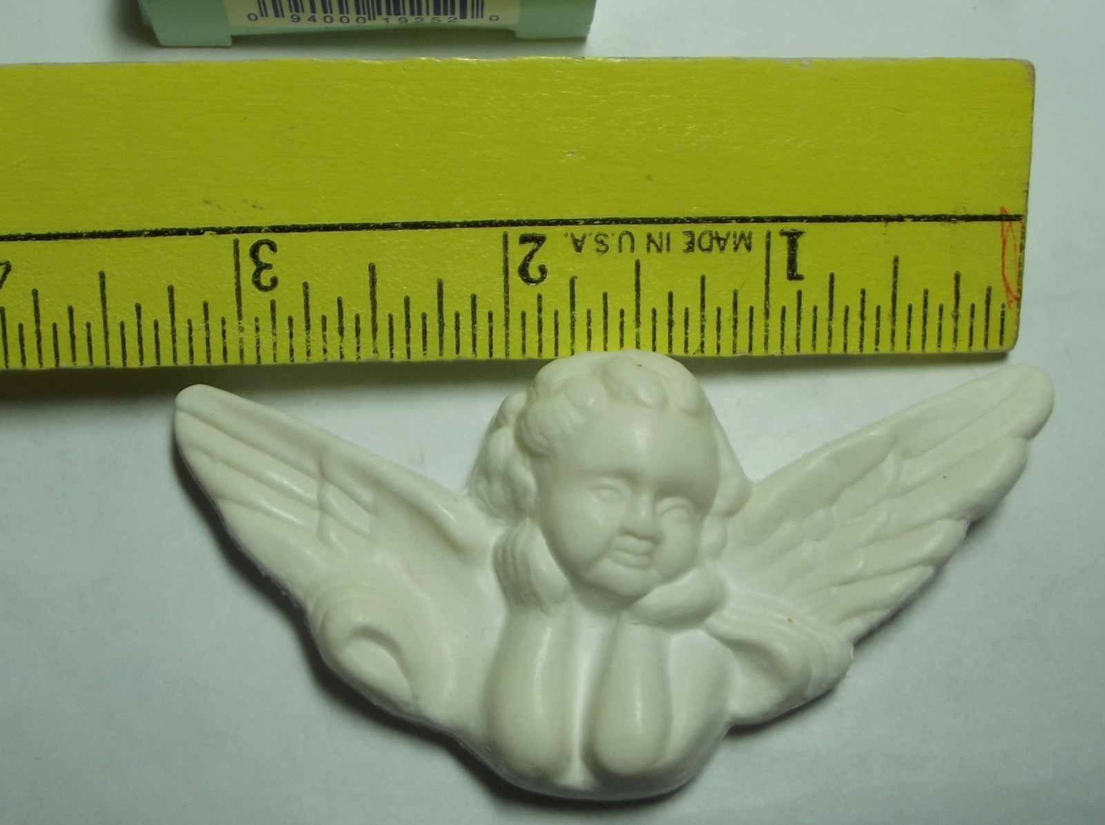 Avon Angel Soap (lot of 2) with box decorative cherub Christmas holiday romantic