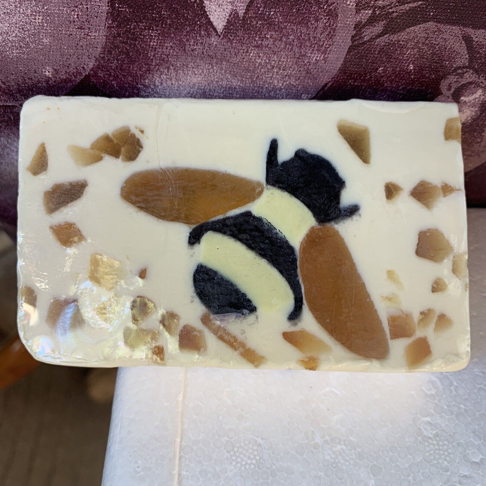 Honey Bee Real Honey Orange Fragrance Handmade Bar Soap Sealed Brand New