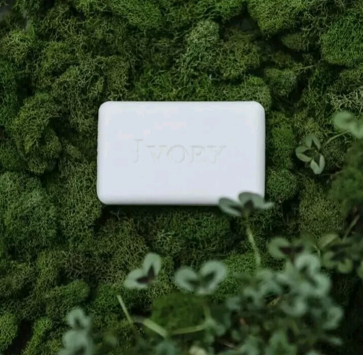 NEW! IVORY (6-BARS) 3.17 Oz. Bars ●NOTES OF ALOE● Pure Safe Clean & Simple 🫧.