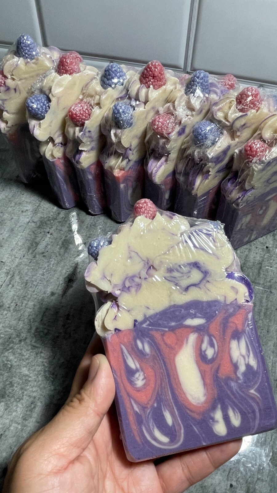 Handmade Black Raspberry Vanilla Soap Gift Scented Cold Process Soap Bar 8.5oz