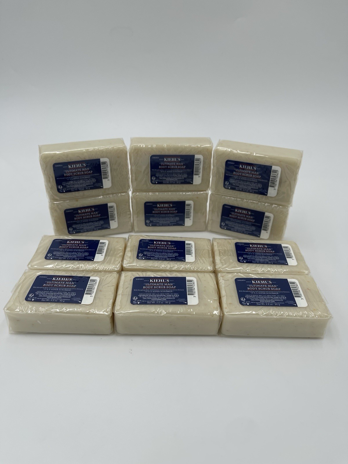Kiehl’s Ultimate Man Body Scrub Soap 3.2 Oz 90 g 12 in 1 box (TOTAL 12 Bars)