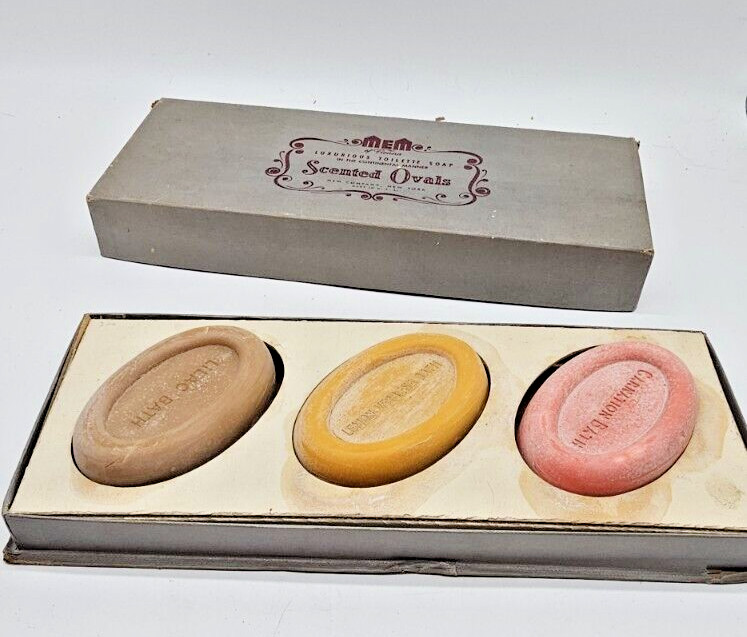 Vintage MEM of Vienna Scented Ovals Luxurious Toilette Soaps New Open Box *READ