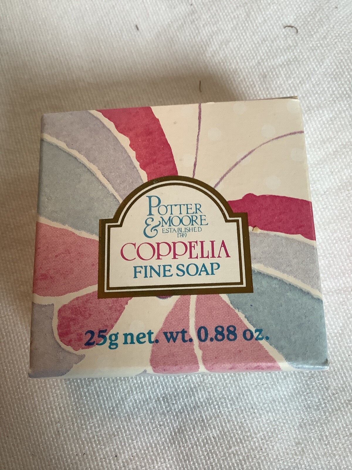 Potter & Moore Tin 12 Soap Bars Coppelia Wild Rose Lavender Melissa Geranium
