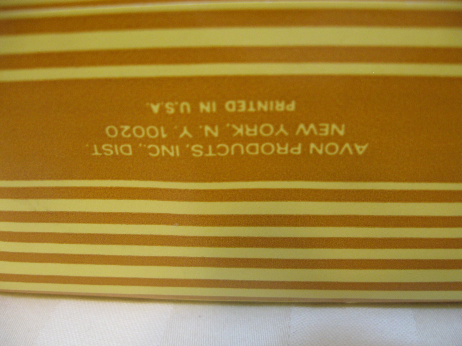 Bar Avon Body Soap Silk & Honey Perfumed Soap Bar 3 Ounces Brand New Sealed