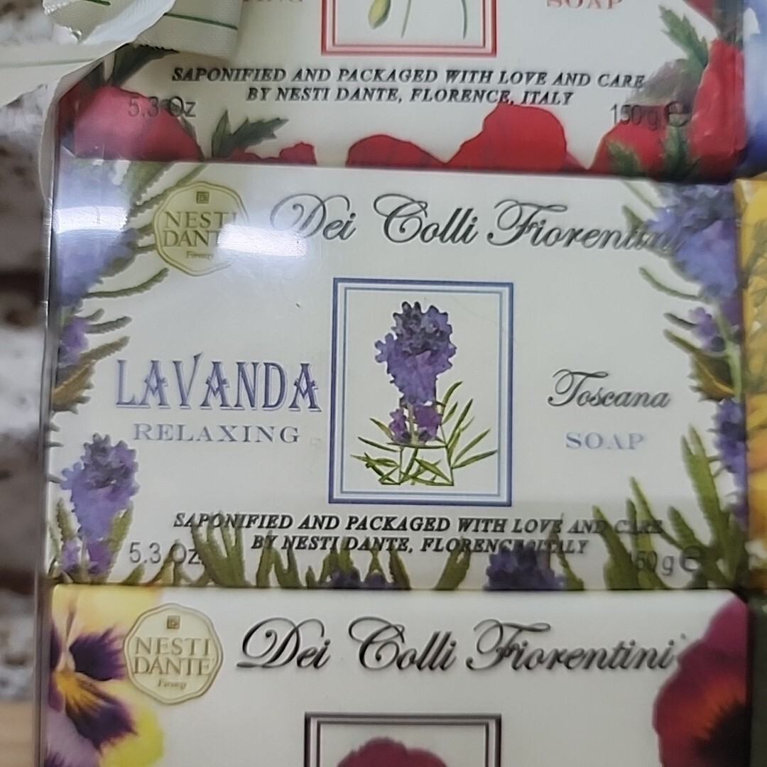 Nesti Dante Dei Colli Fiorentini Soap Collection Iris Poppy Cypress Violet Groom