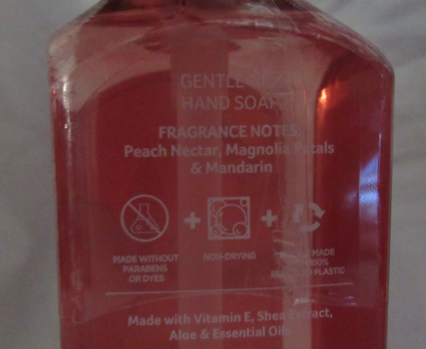 Bath & Body Works 8 fl oz Gentle Gel Hand Soap Lot Set of 2 PINK PEACH BLOSSOM