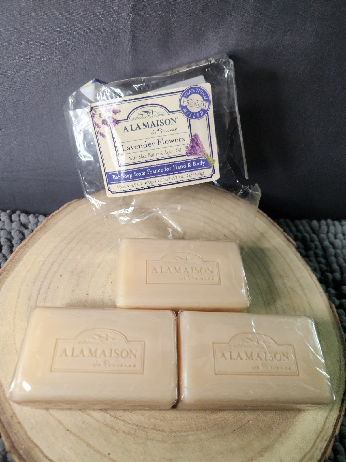 A La Maison Lavender Flowers Bar Soap with Shea Butter & Olive Oil 14 oz 43Count