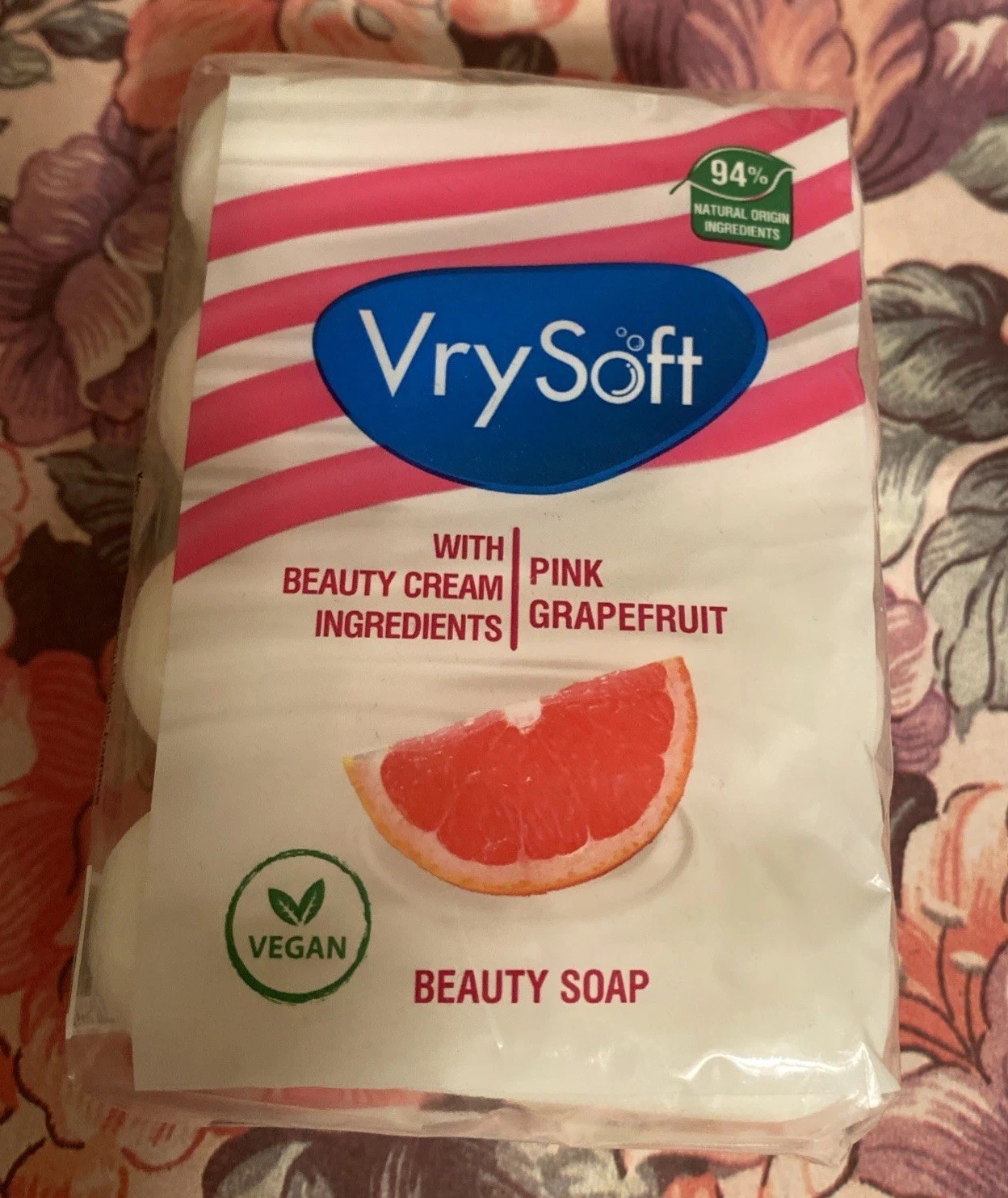 Vry Soft NIP Pink Grapefruit Vegan Soap 2.82 oz Bars Pkg Of 4: 94% Natural