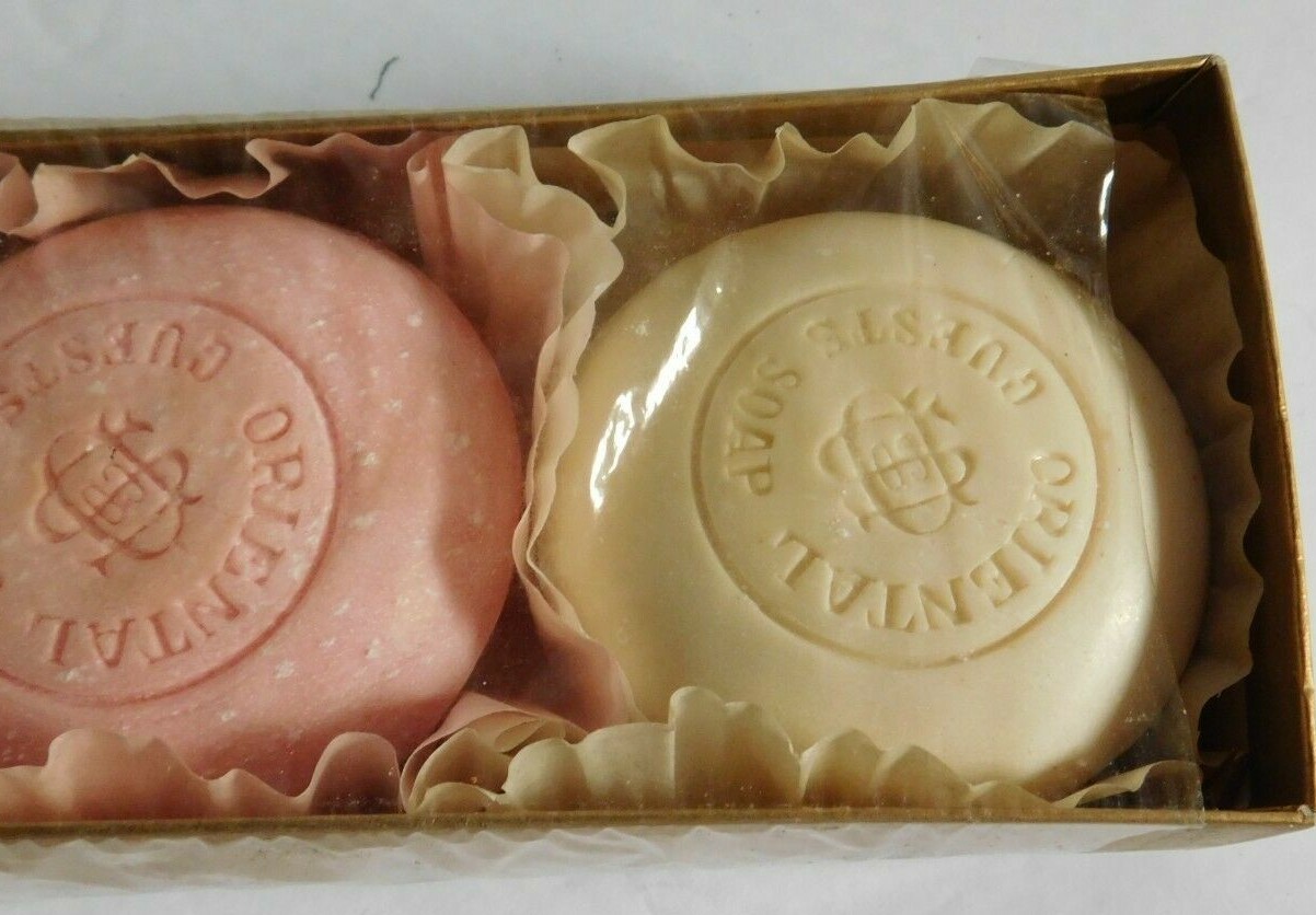 VTG 60’s PHILLIPS OF LONDON Oriental Guest Soap Vanity in open box unused READ