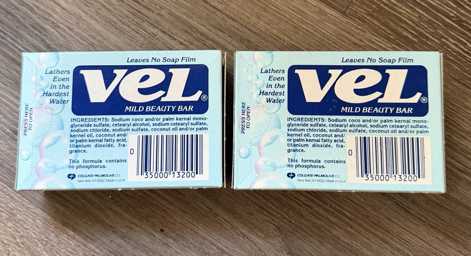(2) Vintage VEL Mild Beauty Bar Soap Old Stock 4.5 Oz New