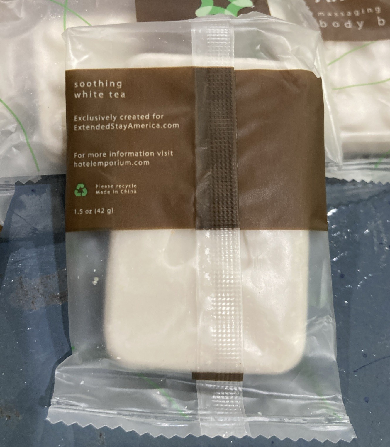 Lot of 46 Extended Stay Hotel White Tea 1.5 Oz Massaging Body Soap