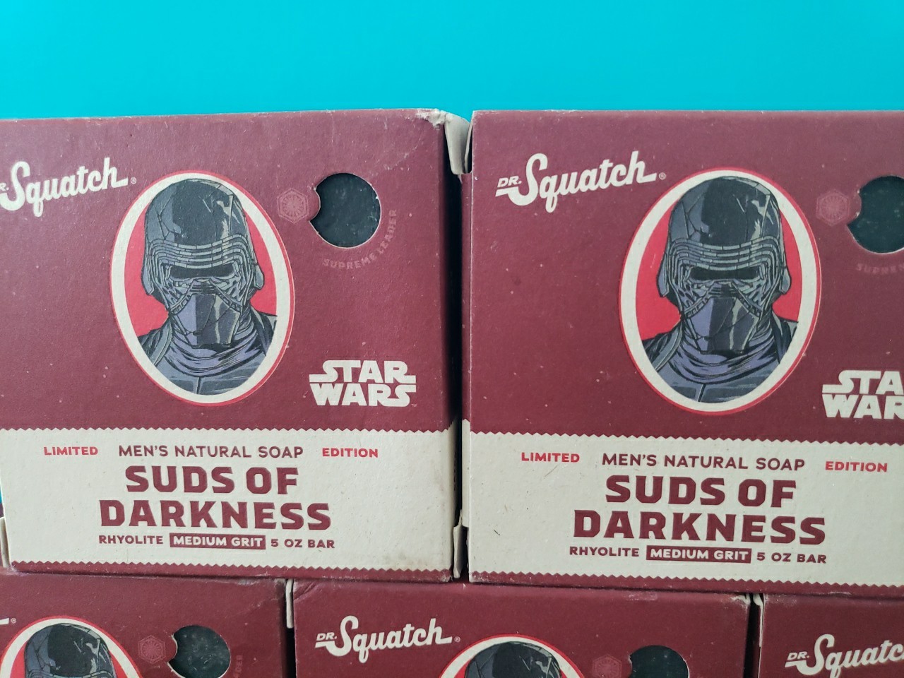 5 Pack – Dr Squatch Men’s Suds Of Darkness 5oz Bar – Medium Grit