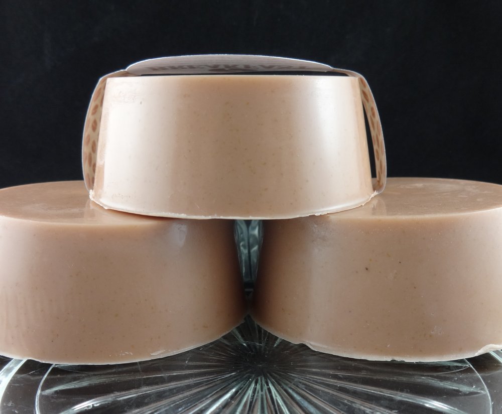 YOU CHOOSE SCENT Handmade Oatmeal Soap Puck, Exfoliating Moisturizing Mechanics