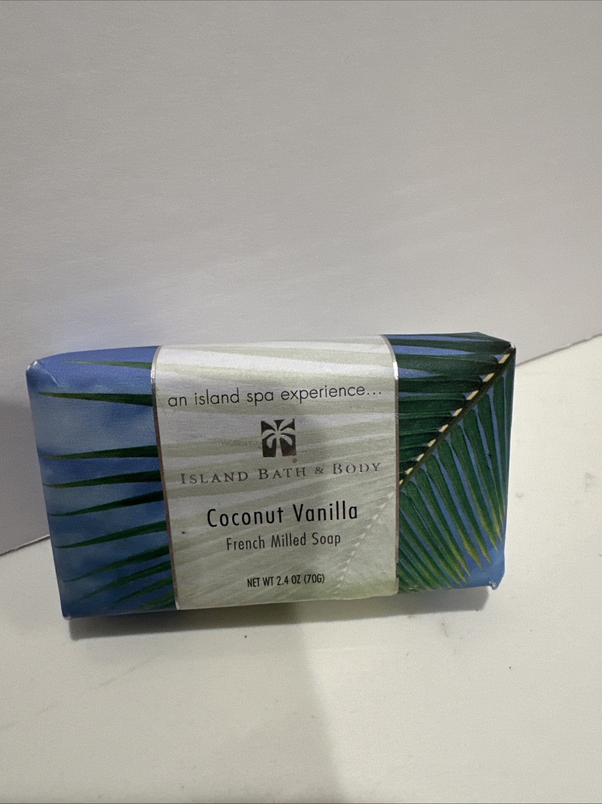 Island Bath And Body Coconut Vanilla French Milled Scented Soap 2.4 Oz
