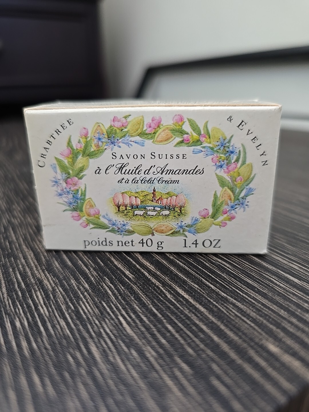 Crabtree & Evelyn Sweet Almond Oil Soap *MINI SIZE 1.4 oz 40g*