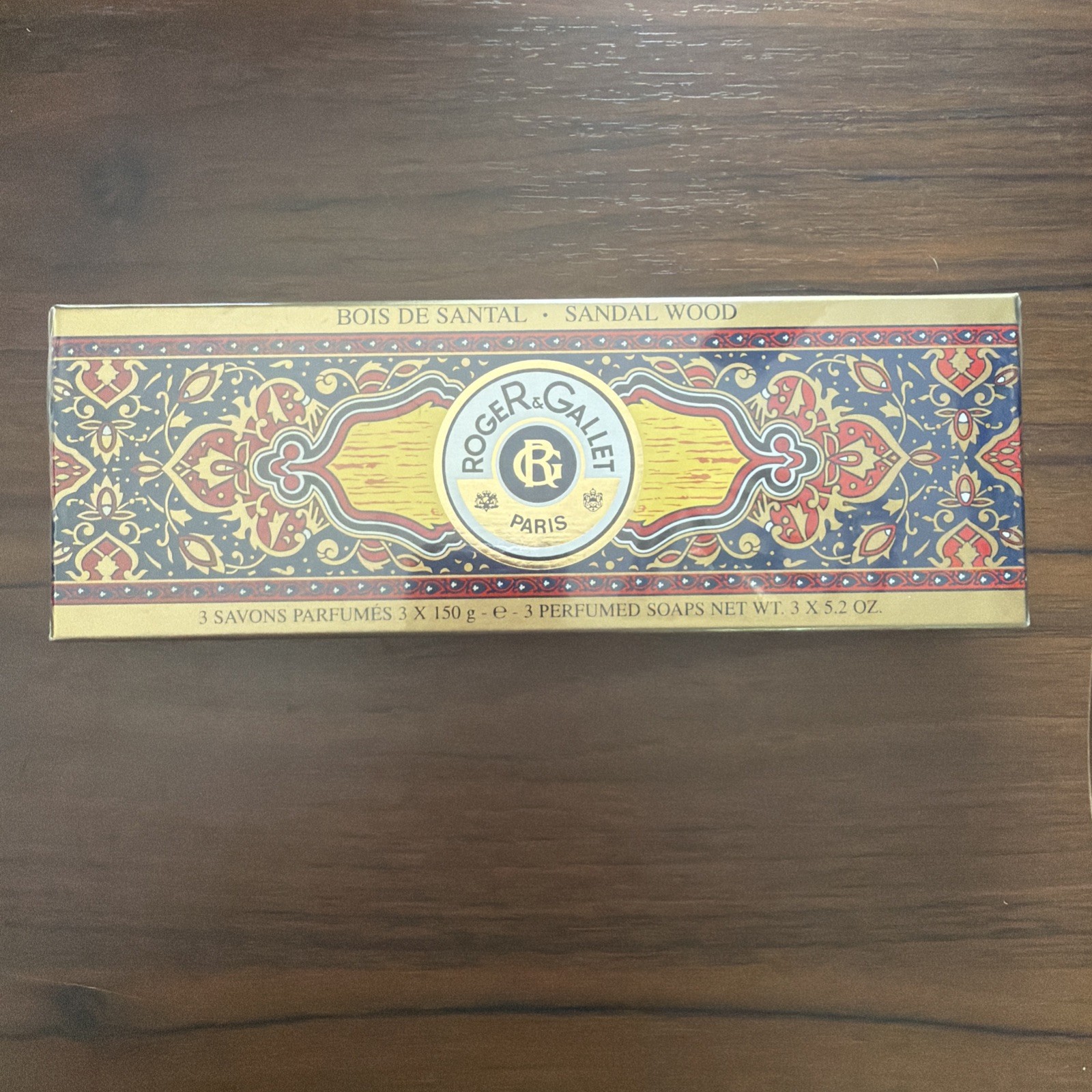 Roger & Gallet Sandal Wood Parfume Floral Body Bar Soap STILL IN PLASTIC