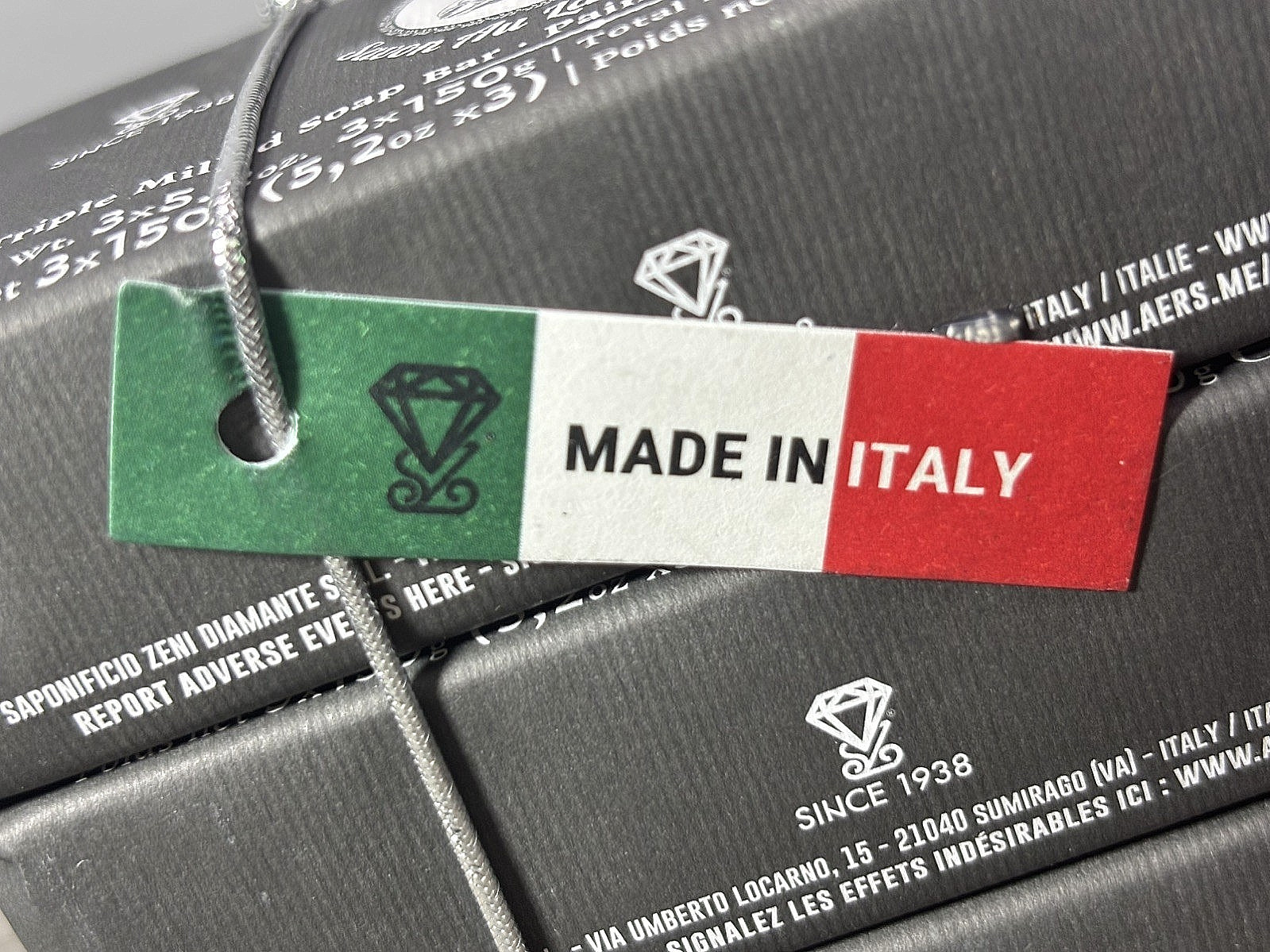 Made in Italy – 3 Bars – GOAT MILK SOAP – Each Bar is 5.2oz (150g) – Total 450g