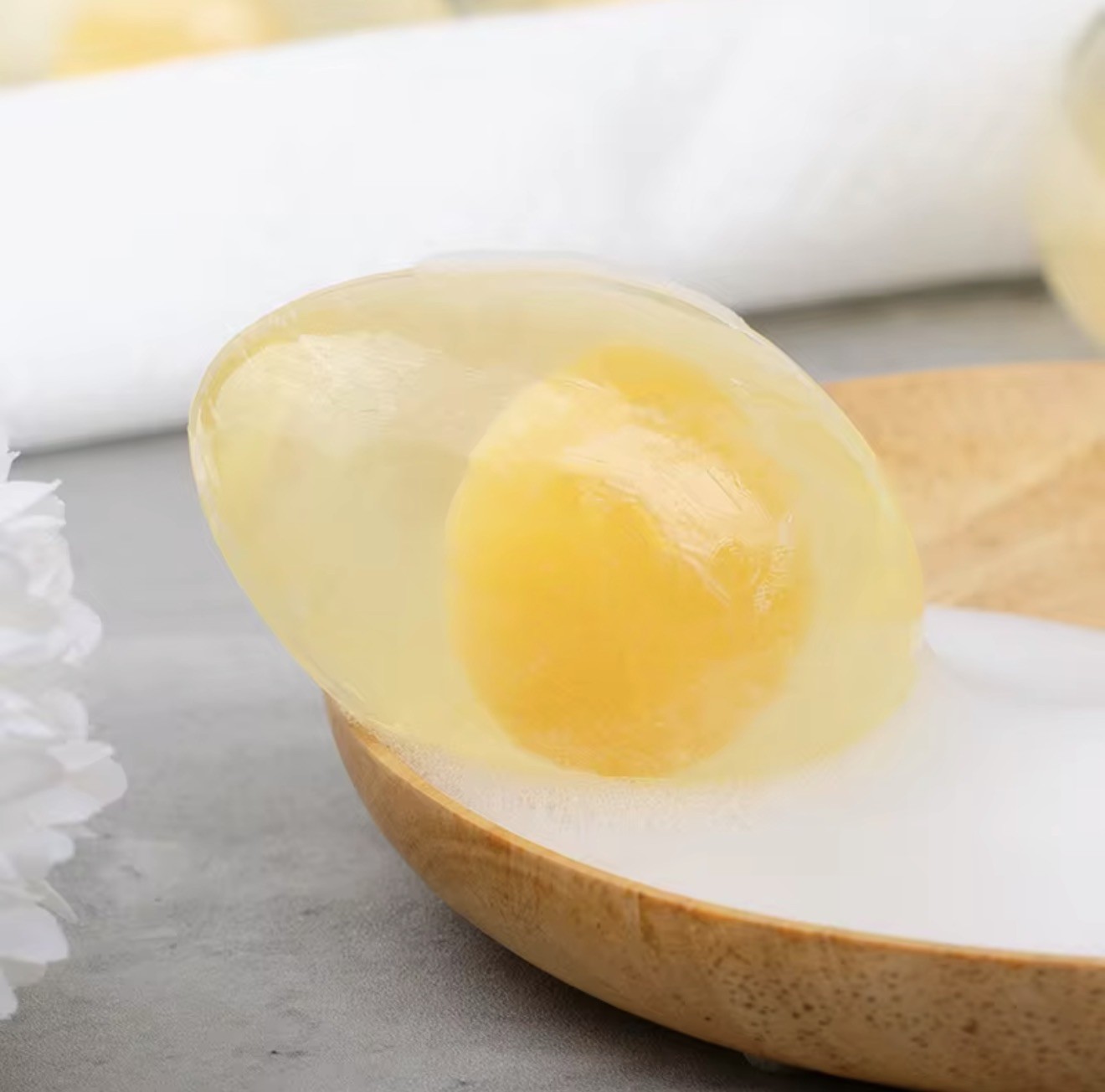 COLLAGEN BRIGHTENING EGG SOAP. 100% ORIGINAL