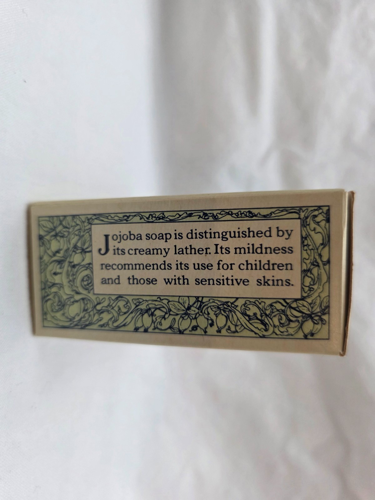 Vintage 1978 Crabtree & Evelyn Sea Shell Soap with Jojoba Oil 85 g / 3 oz