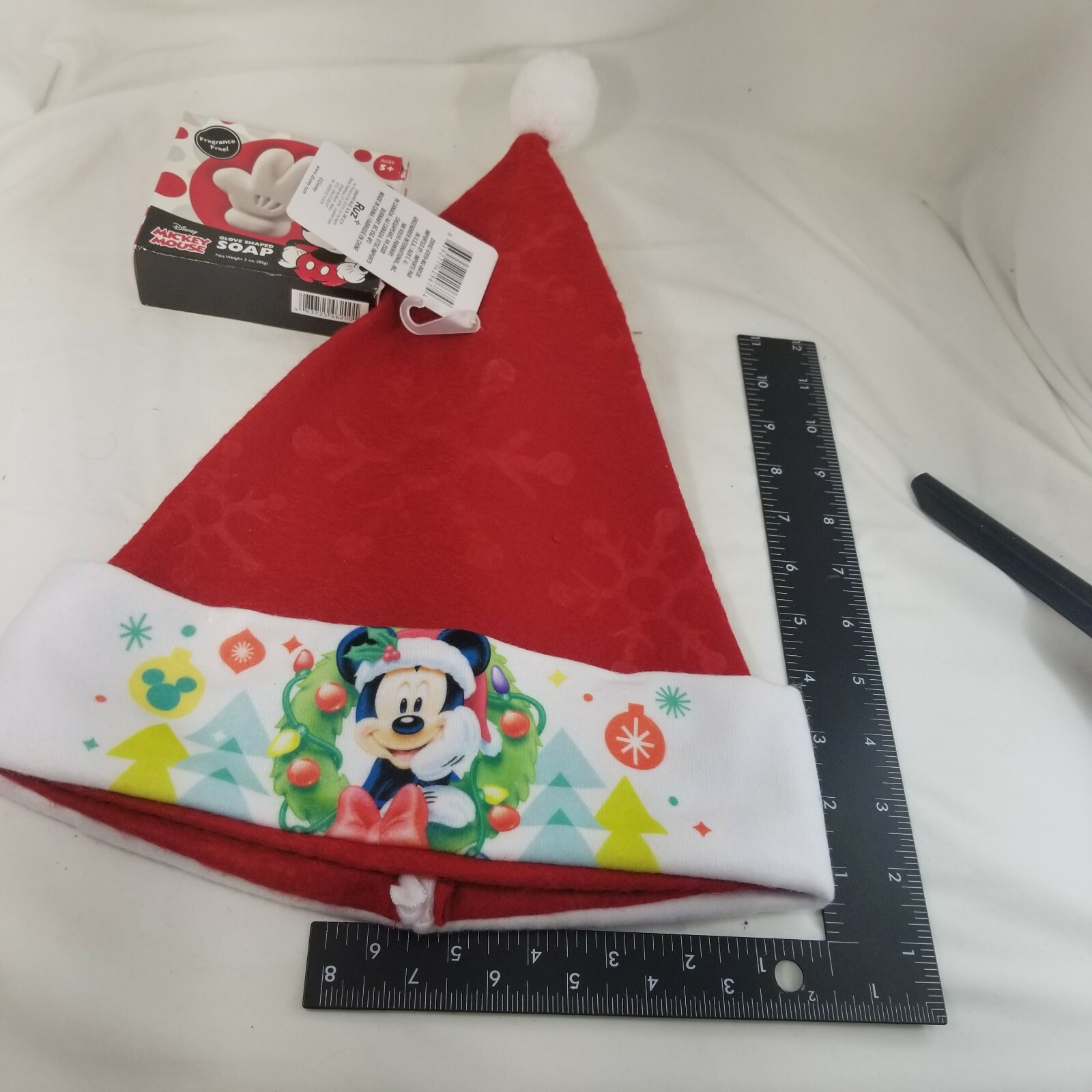Disney Mickey Mouse ~ Glove Shaped Fragrance Free Soap + SANTA HAT ~ NEW 🧤🧼🎅