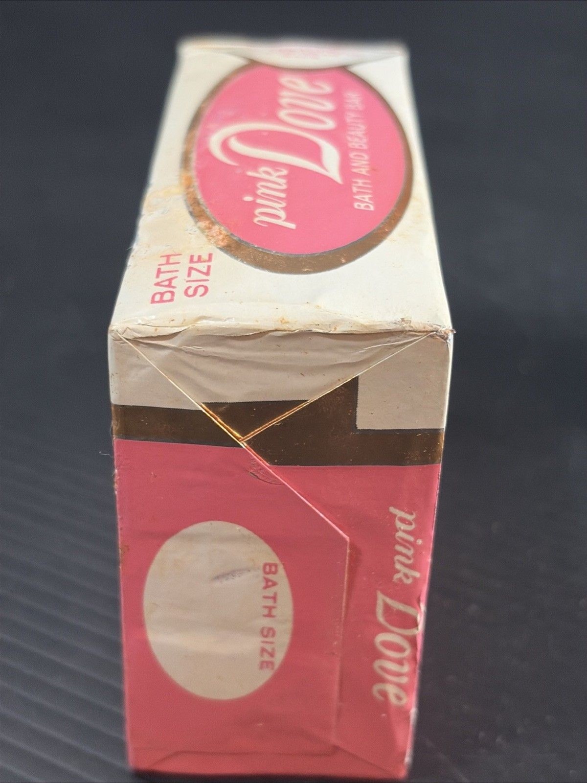 2 Vtg Dove Pink Bars Soap 4.75 Oz Bath Size & 1 Dove White 3.65 Oz