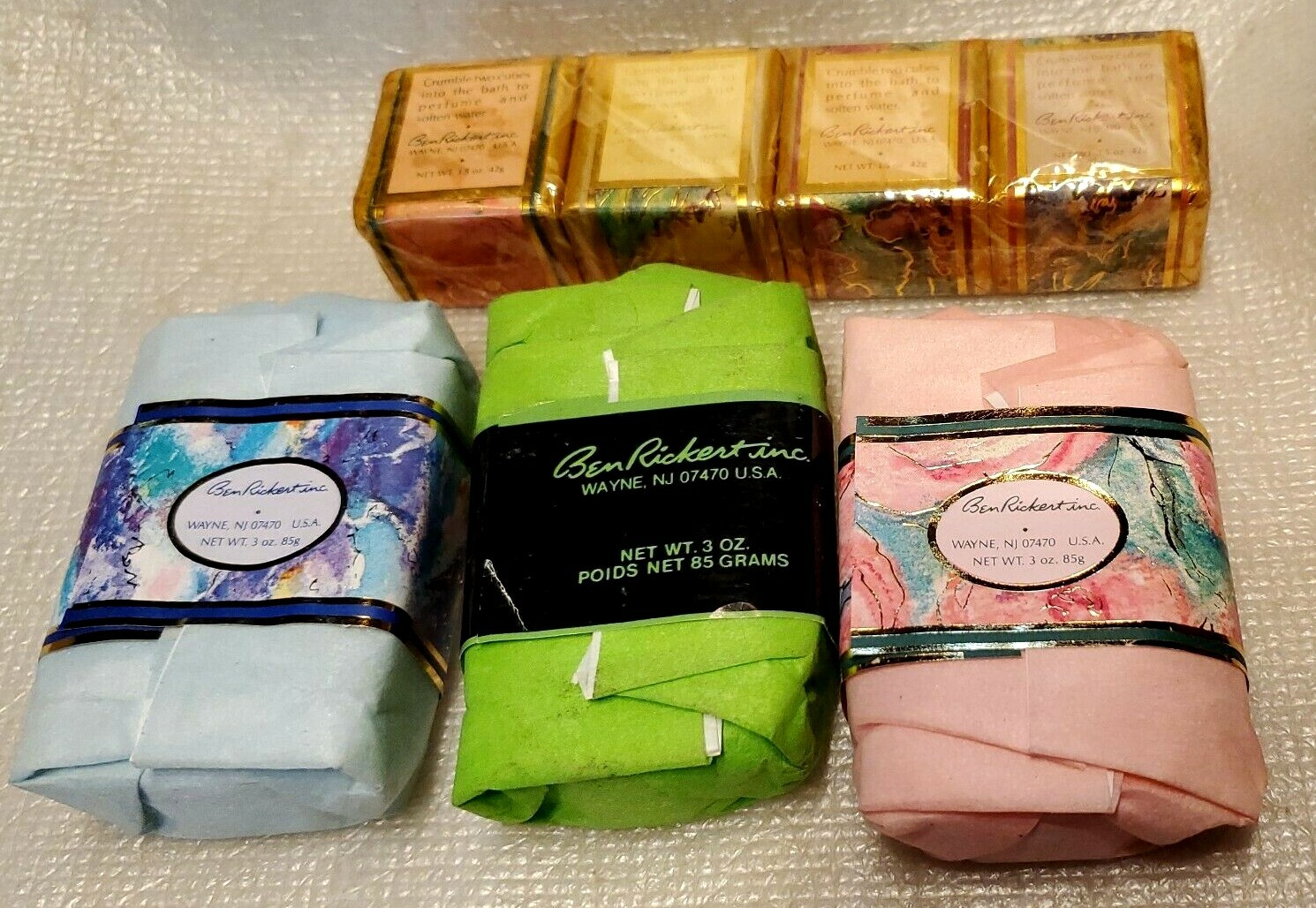 BEN RICKERT vintage 4 bath cubes & 3 bars of soap (lotus blossom, rose, lavender