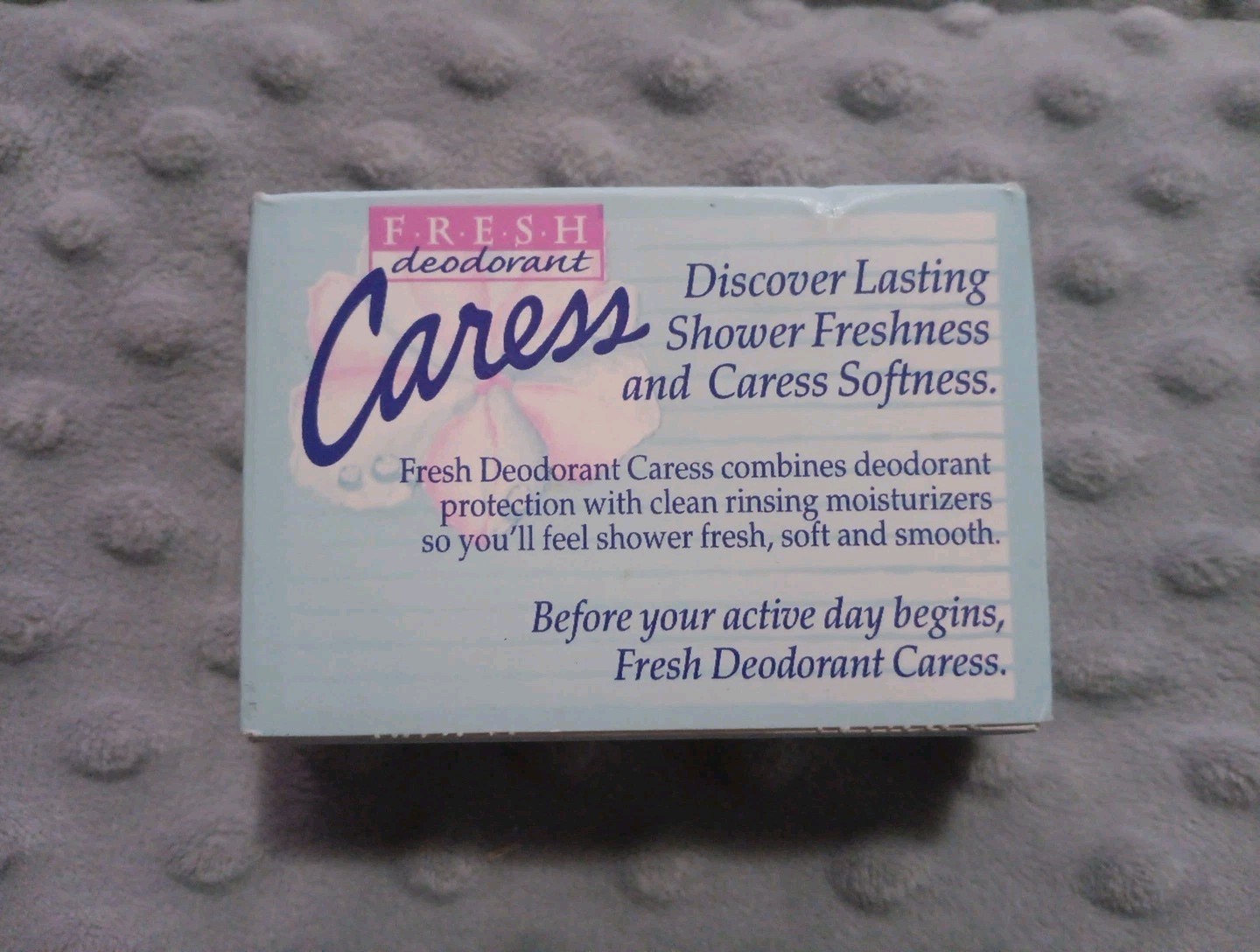 Vintage 1997 Caress Moisturizing Body Bar Sample. Shower Fresh Scent. NOS
