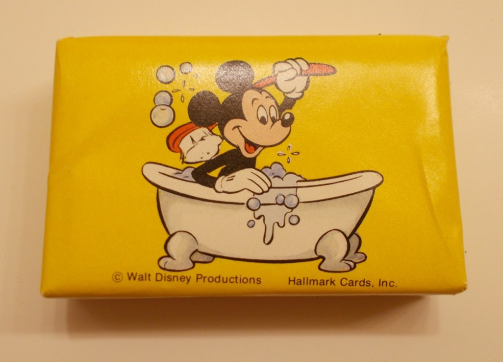 Disney Mickey Mouse “Bath House” 2 Soap Bars Bubble Gum Scent NEW