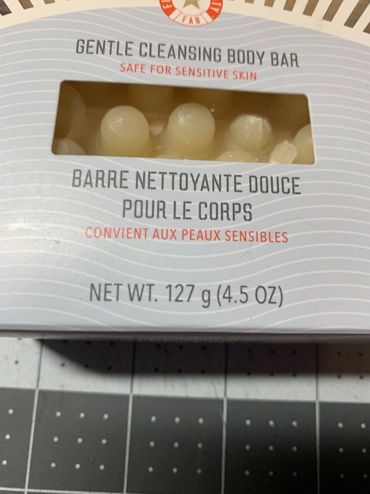 First Aid Beauty – Gentle Cleansing Body Bar – Unscented Bar Soap – NEW