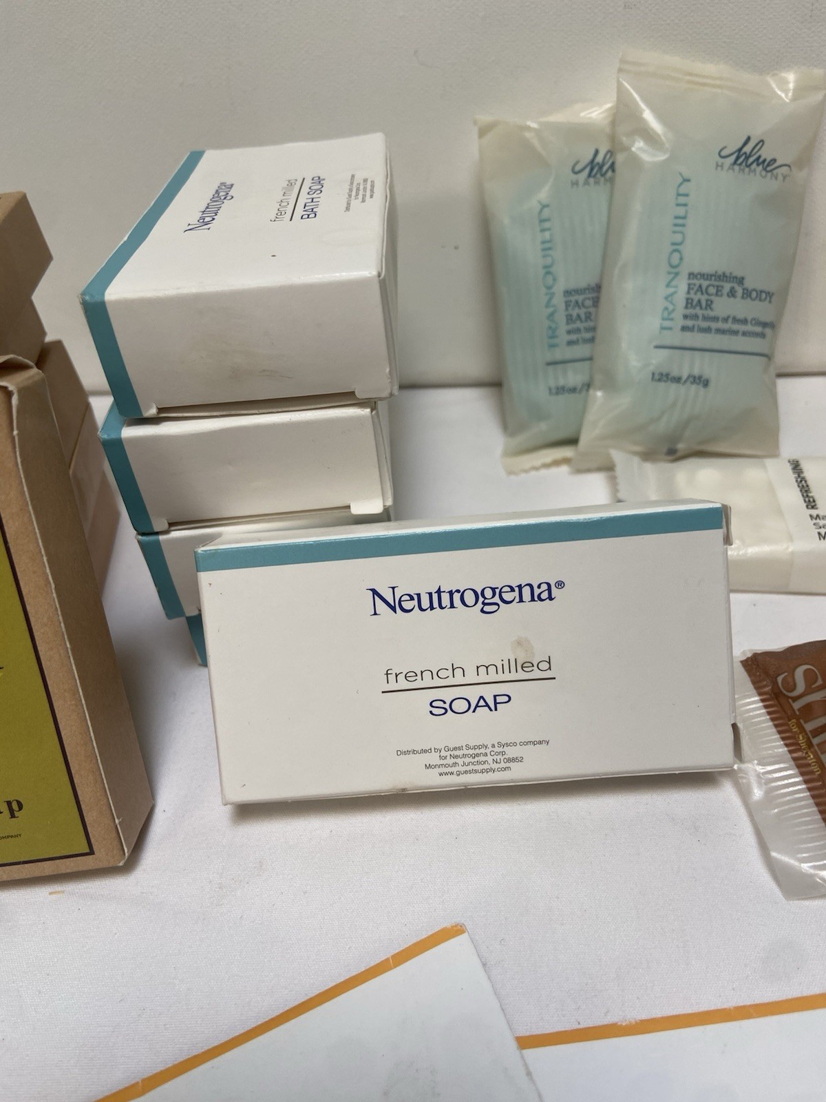 28 Lot 2 lbs Assorted Bar Soap 5 Neutrogena Crabtree 6 Jose 1.25oz Sample Travel