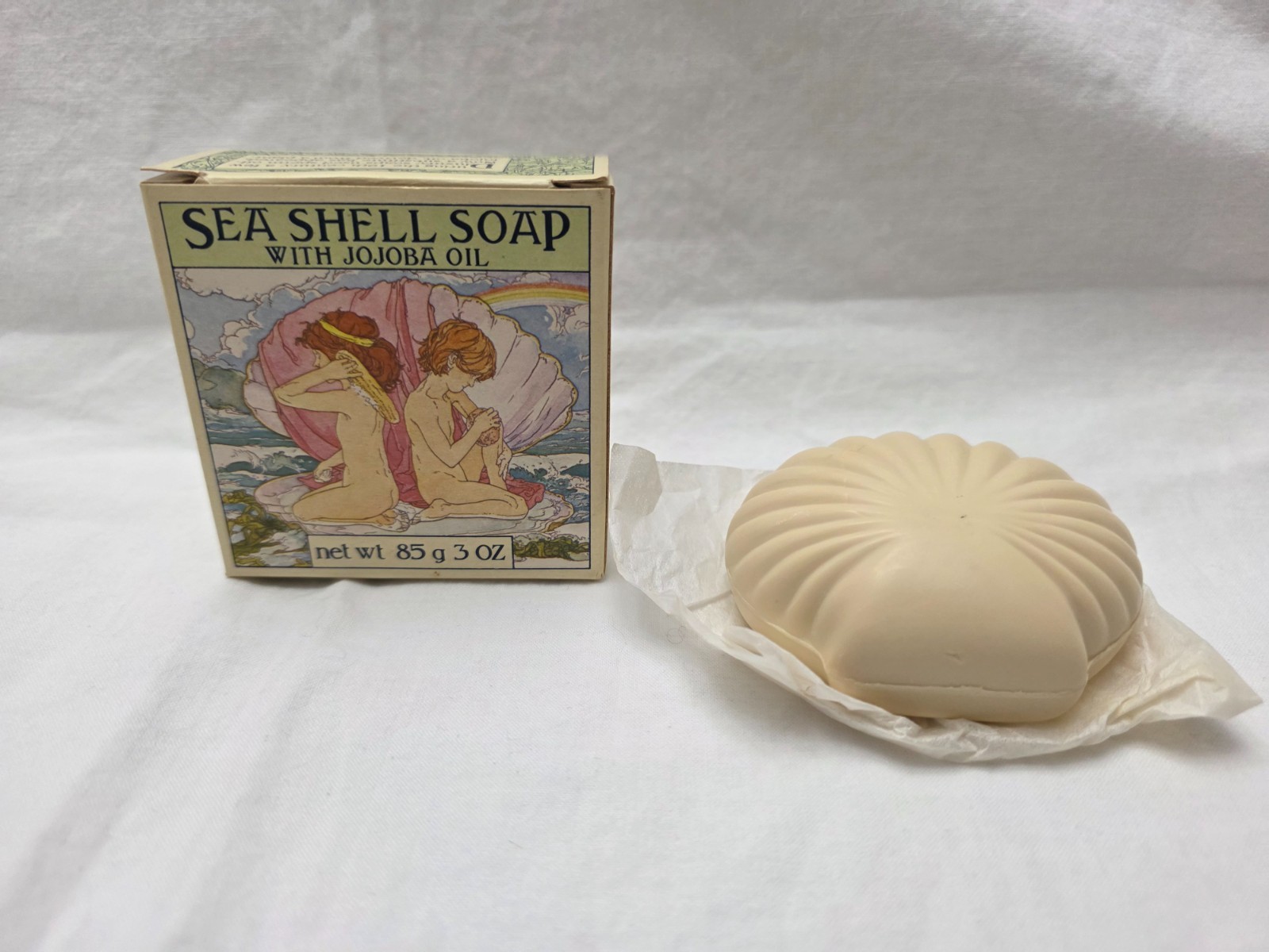 Vintage 1978 Crabtree & Evelyn Sea Shell Soap with Jojoba Oil 85 g / 3 oz
