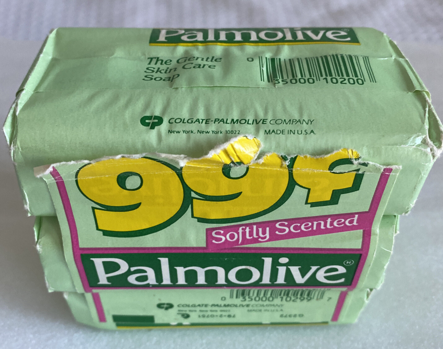 Vintage PALMOLIVE 3 pack bar soap Softly Scented MILD Colgate Co Package is Torn