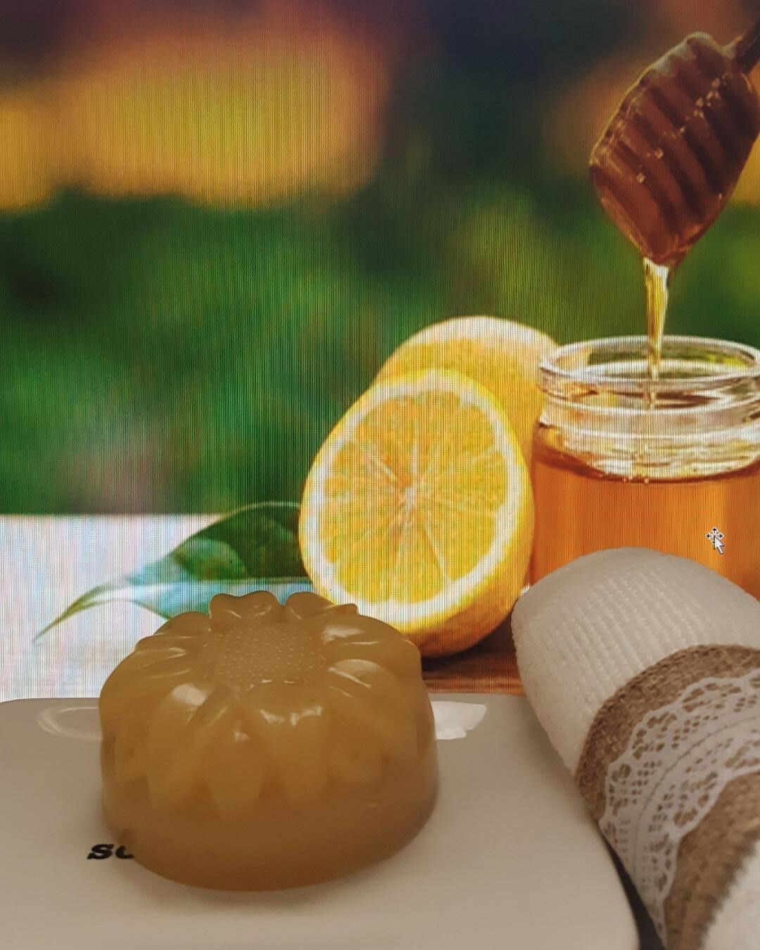 LEMON & HONEY ANTIBACTERIAL 4.0 OZ FOR ACNE, OILY SKIN