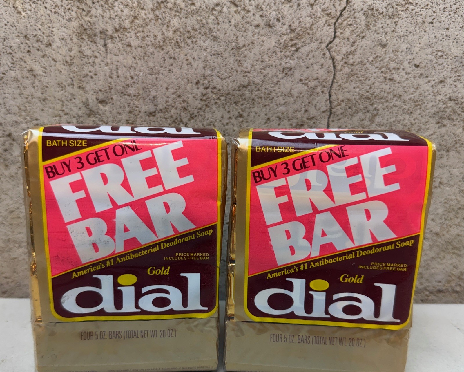 DIAL GOLD 5oz Bar Bath Soap Gold Foil Lot of 2 4 Pack Antibacterial Vintage NEW
