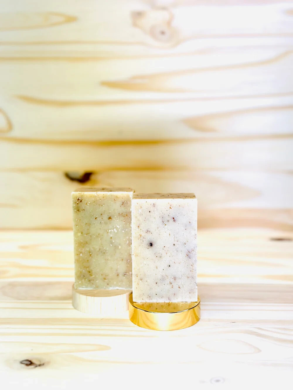 Temiz Hamam Hand Crafted Body Soap Bar Oatmeal Clover Spice Bar 4oz.