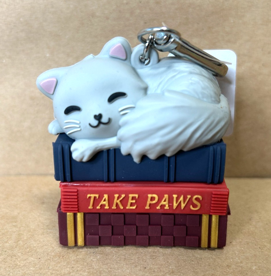 NEW Bath & and Body Works Take Paws Napping Kitty CAT on Books Pocket Gel Holder