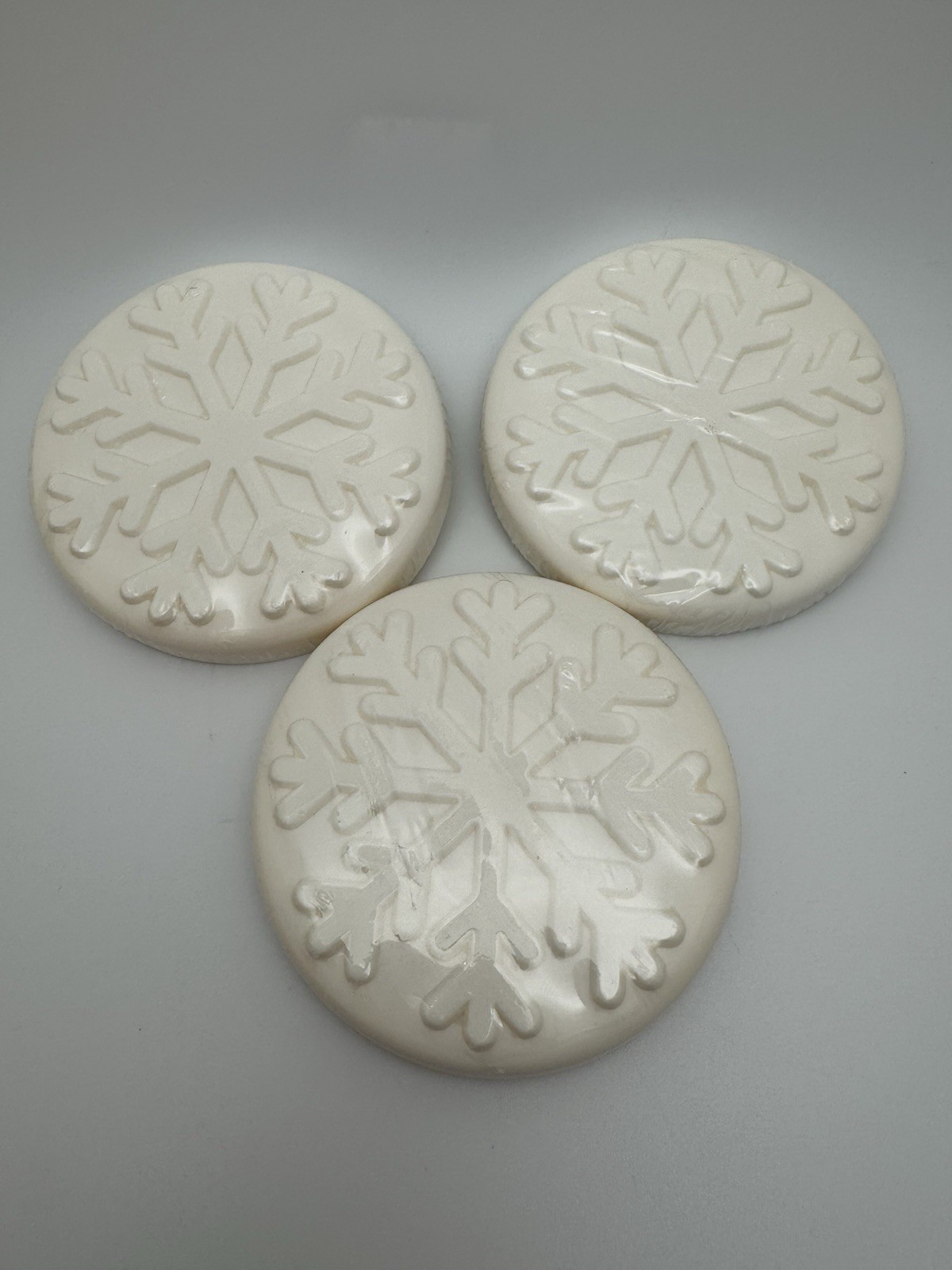 Crate & Barrel Snowflake Guest Soap Set of 3 White NWT Sealed USA