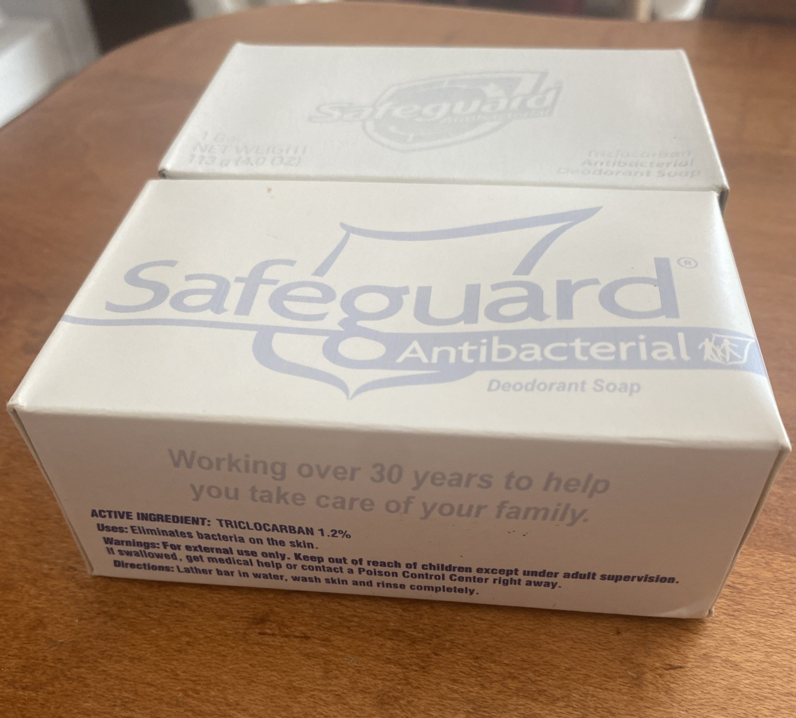 Lot of 3 VTG Safeguard Triclocarban 1.2% Antibacterial Deodorant Soap Bars 4 OZ