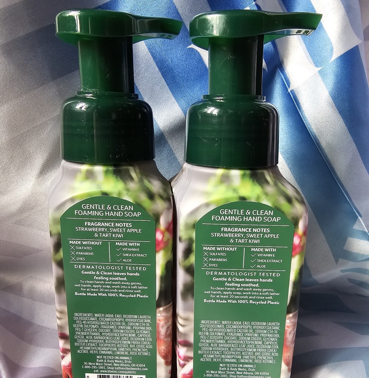 2 Bath & Body Works STRAWBERRY KIWI Gentle & Clean Foaming Hand Soap, 8.75 OZ
