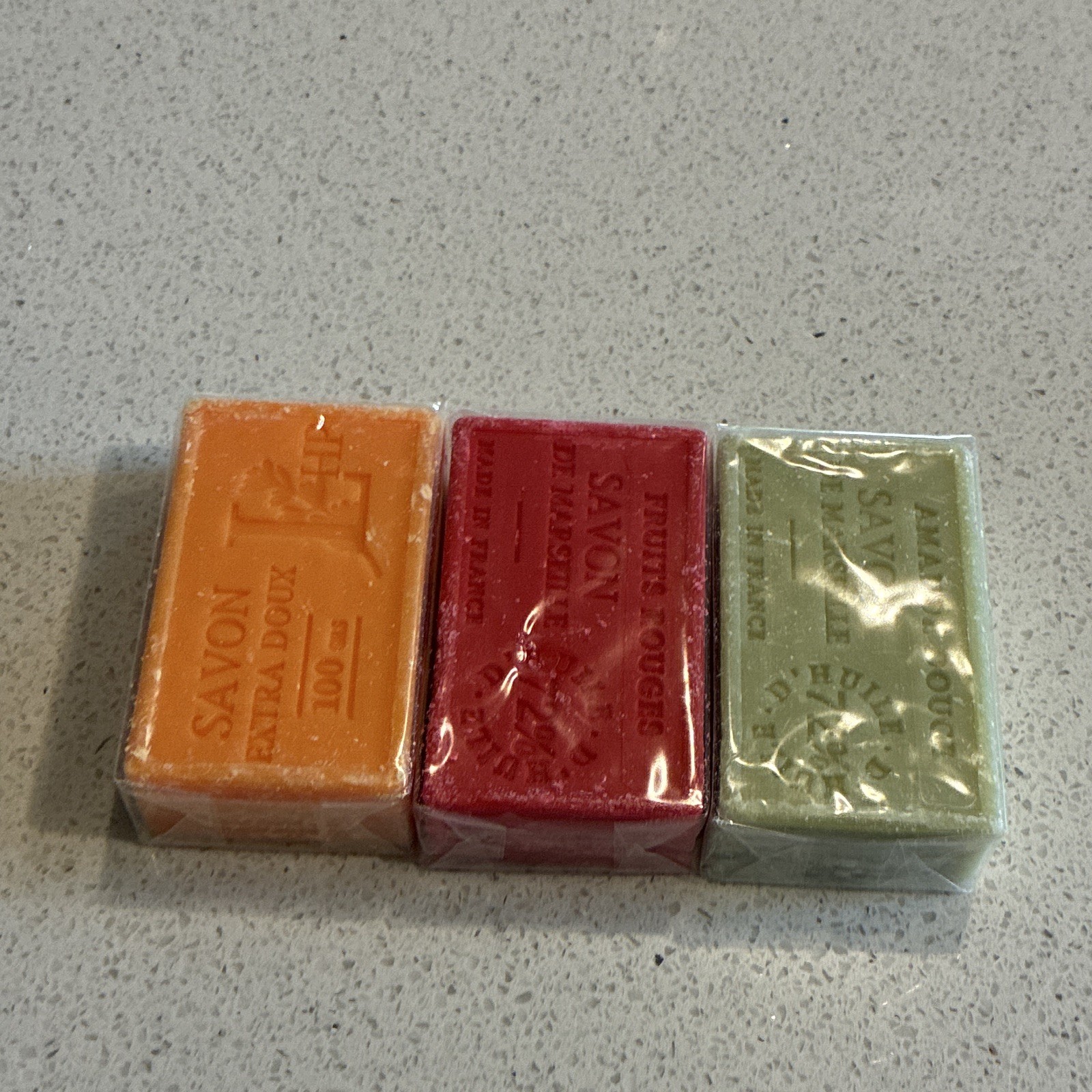 Savon de Marseille Soap Bars 3x100g Fleur d’Oranger & Fruits Rouges, France