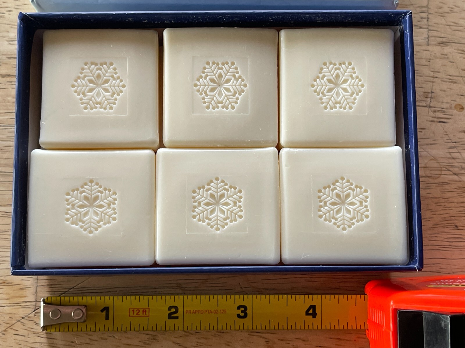 Frosted Mint – Set of 12 Holiday Scented Guest Soaps – .9 OZ ea. – Made in USA