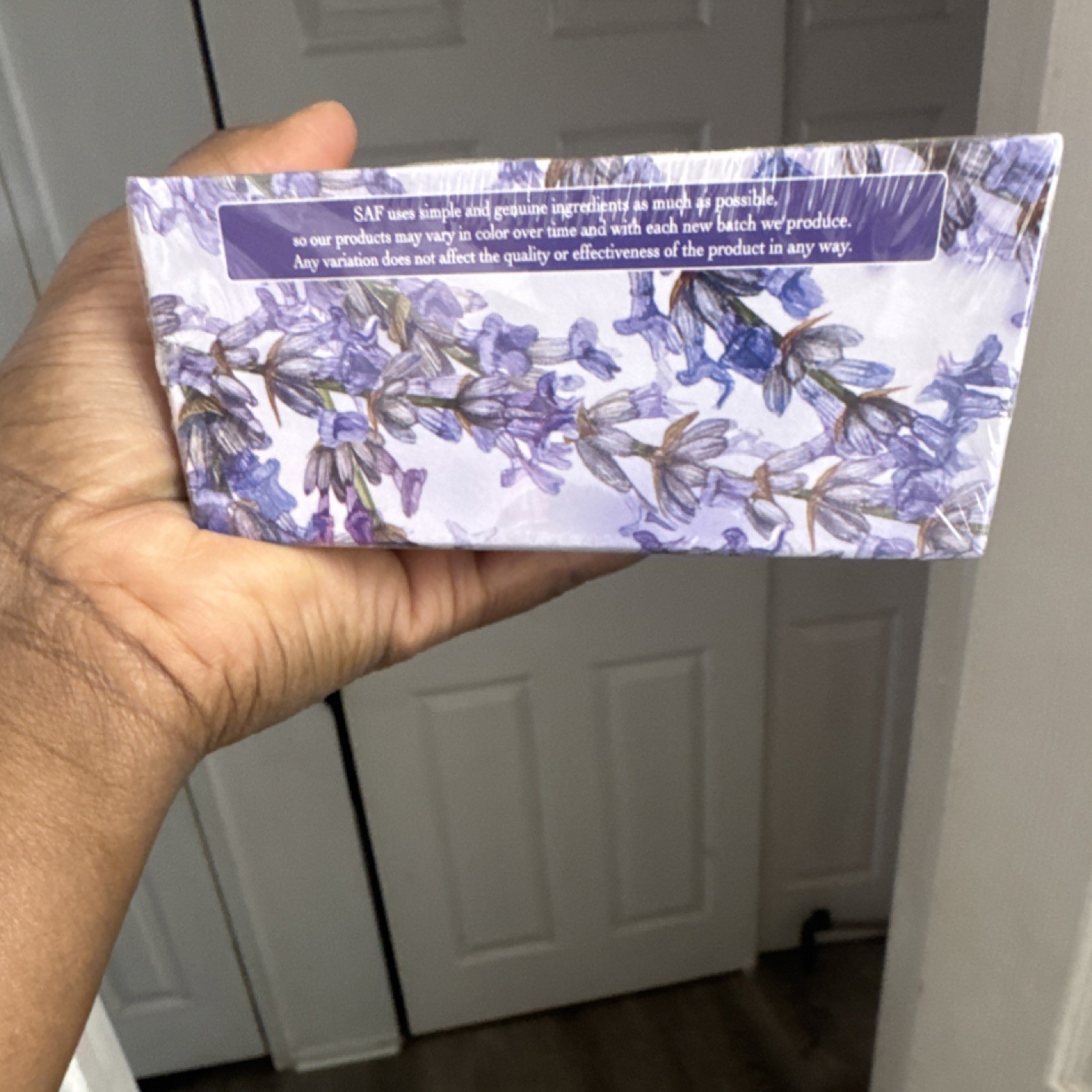 Saponificio Artigianale Fiorentino Floral Oval Bar Soap for Body & Hands
